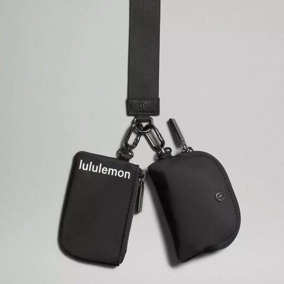 Double Pouch Keychain - Picture 1 of 5